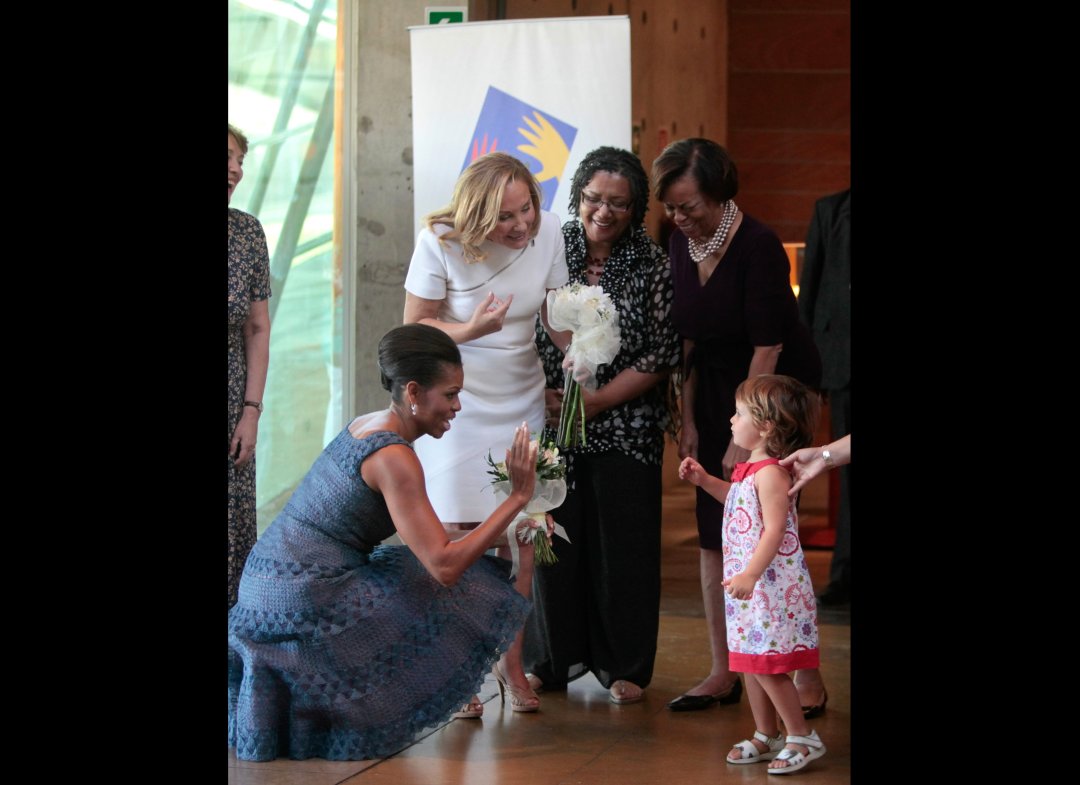 Michelle Obama In El Salvador: First Lady Takes Latin America In Style (PHOTOS) Slide_18553_256310_huge