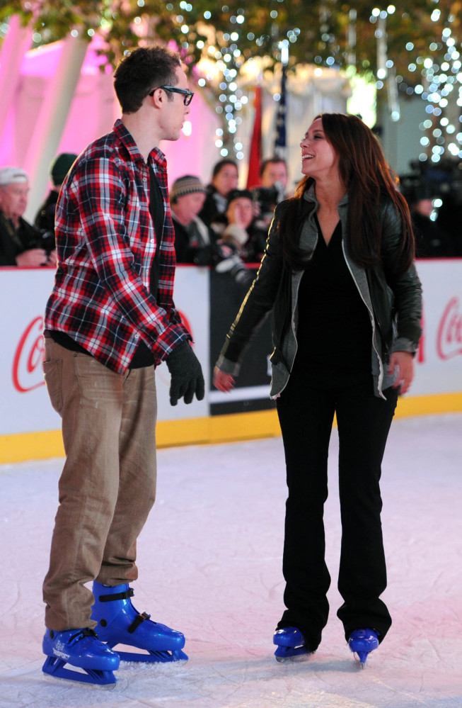 Celebrities Ice Skating; Jennifer Love Hewitt, Pippa Middleton, Melissa 