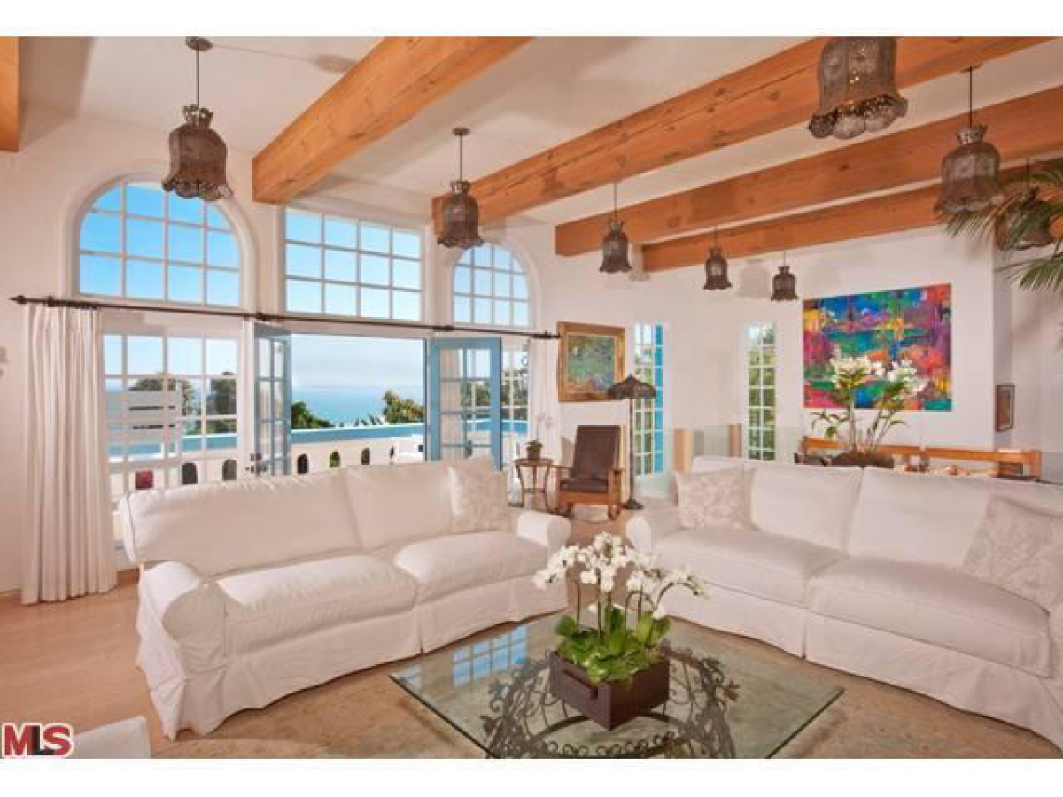 Pierce Brosnan's House Sold? HuffPost