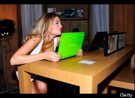 who is toya wright dating