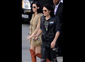 Katy Perry First Post-Divorce Appearance Canceled; Singer Backs Out Of People's Choice Awards