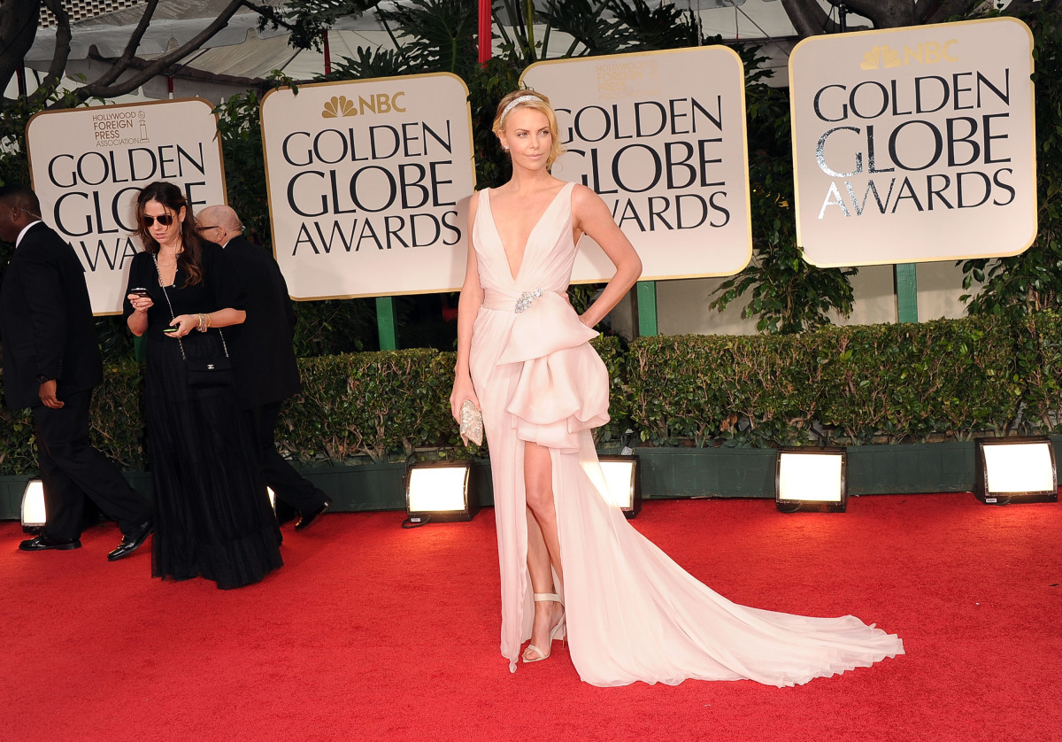 Golden Globes 2012 Trends Nude Dresses Conquer The Red Carpet Photos