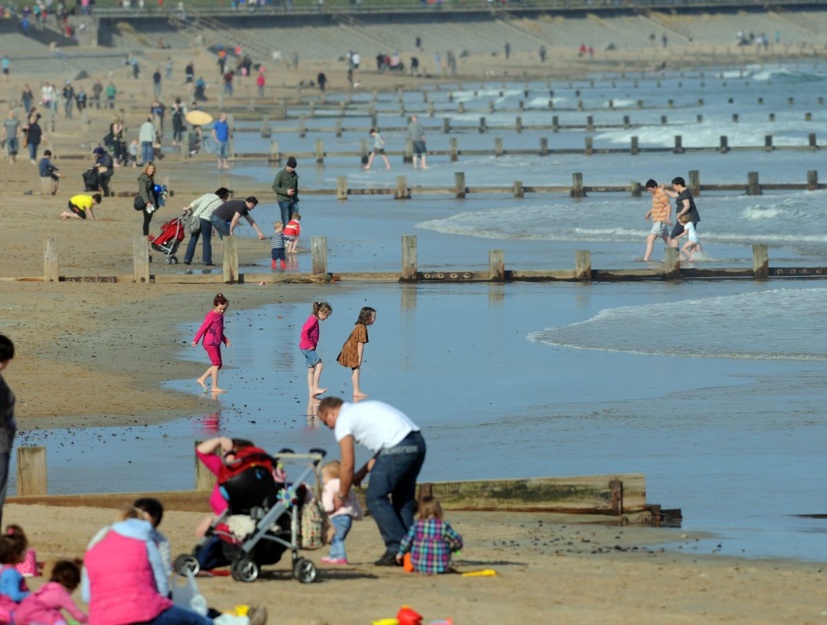 Hosepipe Ban To Be Announced As Britain's Drought Continues (PICTURES