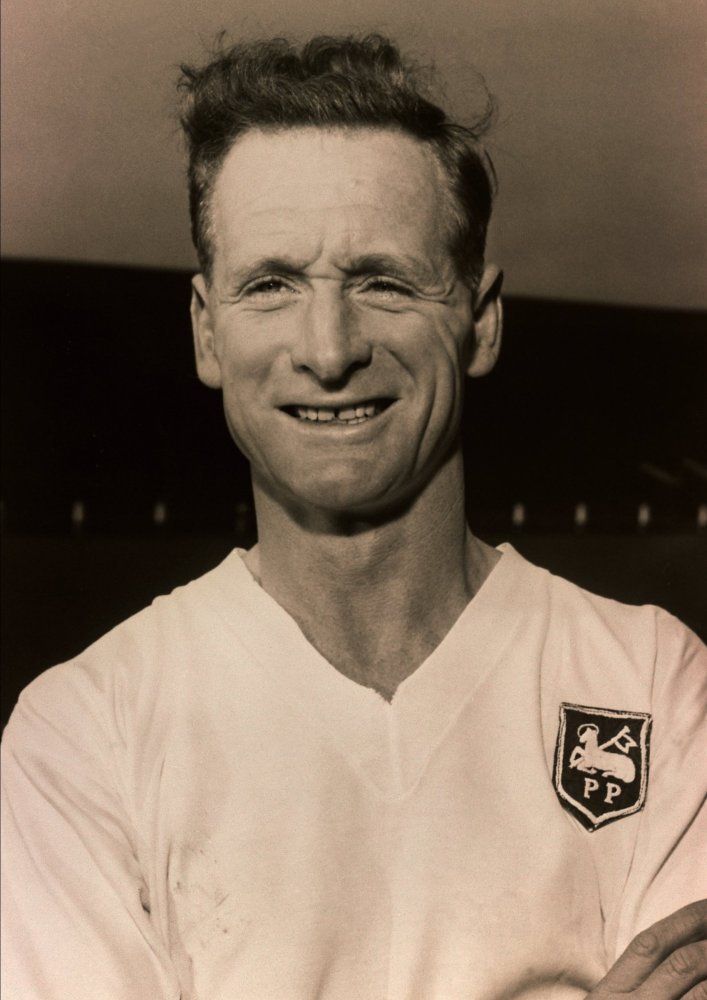 Sir Tom Finney, Preston North End And England Legend, Turns 90 (GALLERY ...