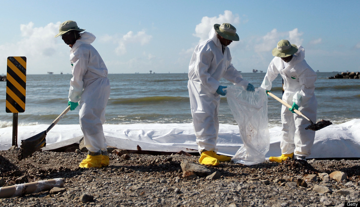 Alabama beaches polluted from Deepwater spill
