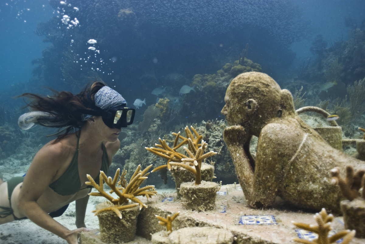 cancun underwater