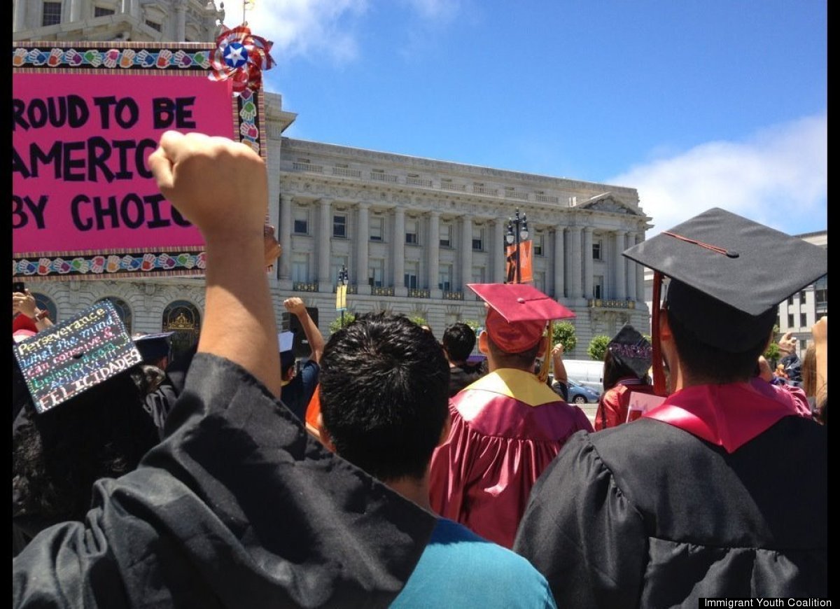 california-dream-act-graduation-ceremony-draws-hundreds-to-san