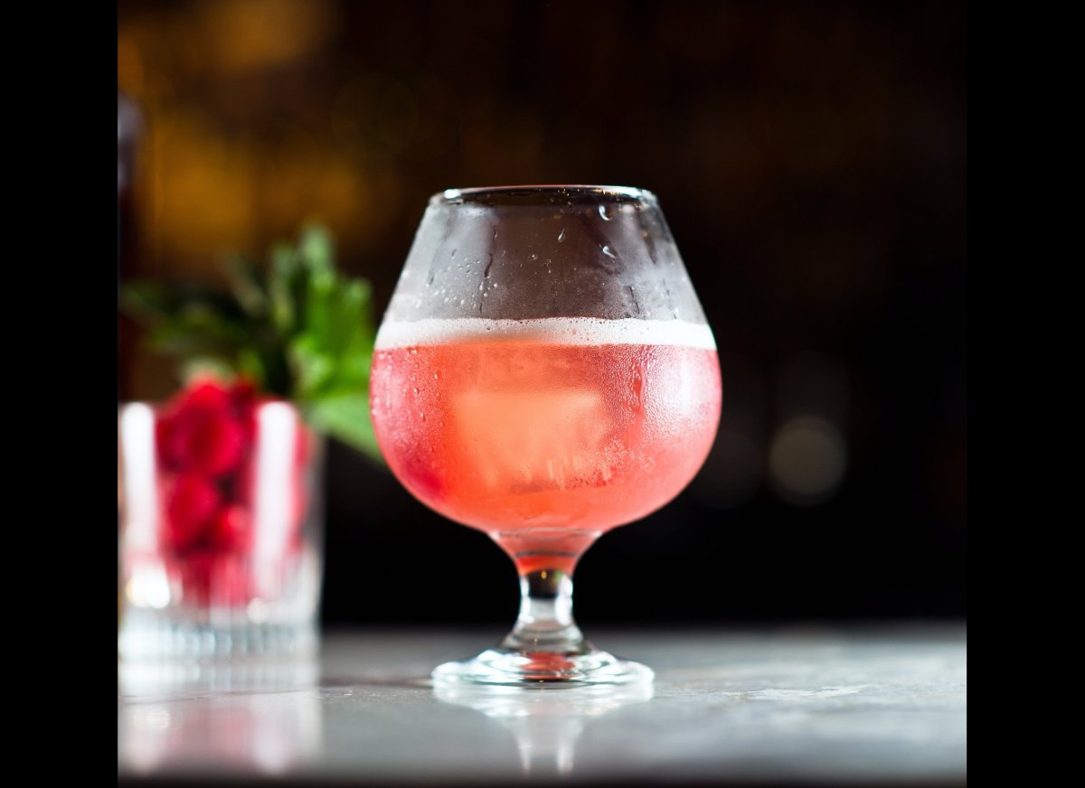 How To Keep Drinks Cold At A Party, The Fancy Way (PHOTOS) HuffPost