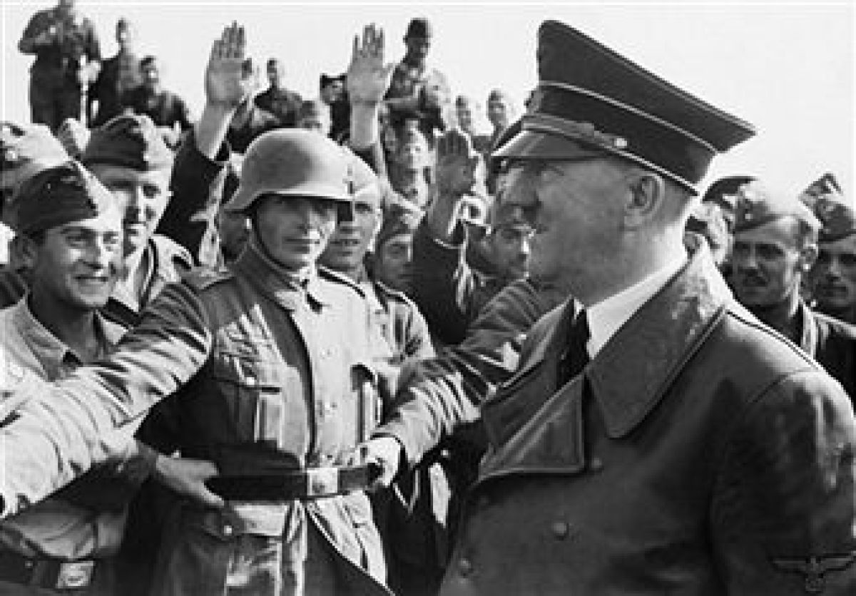 Stunning Image of Adolf Hitler on 12/22/1941 