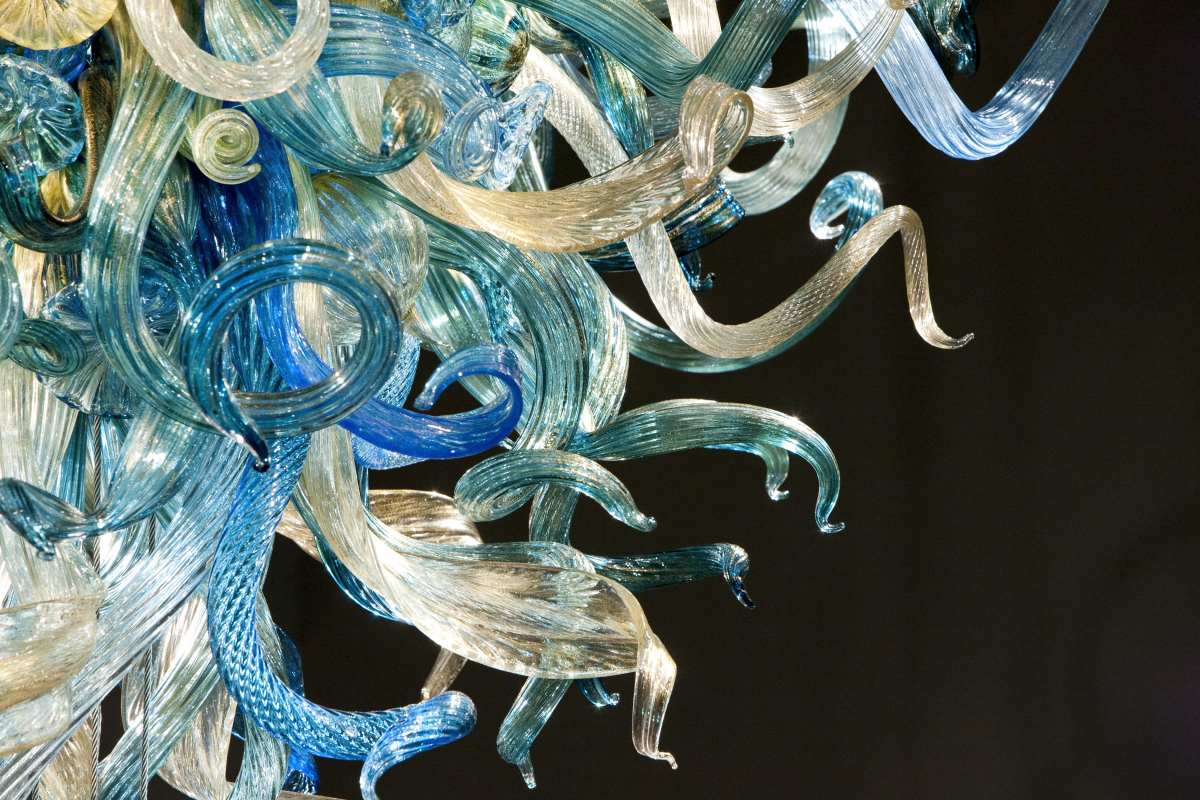PREVIEW Dale Chihuly, Famous Glassblower, Heads To Virginia Museum Of