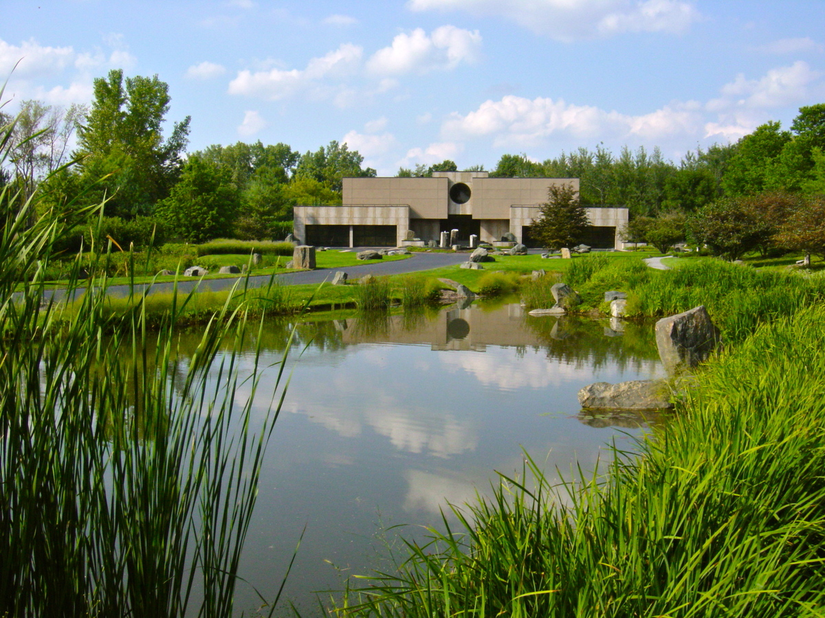 Woodgate Estate In St. Charles 6 Bedrooms, 10 Bathrooms On 26 Acres