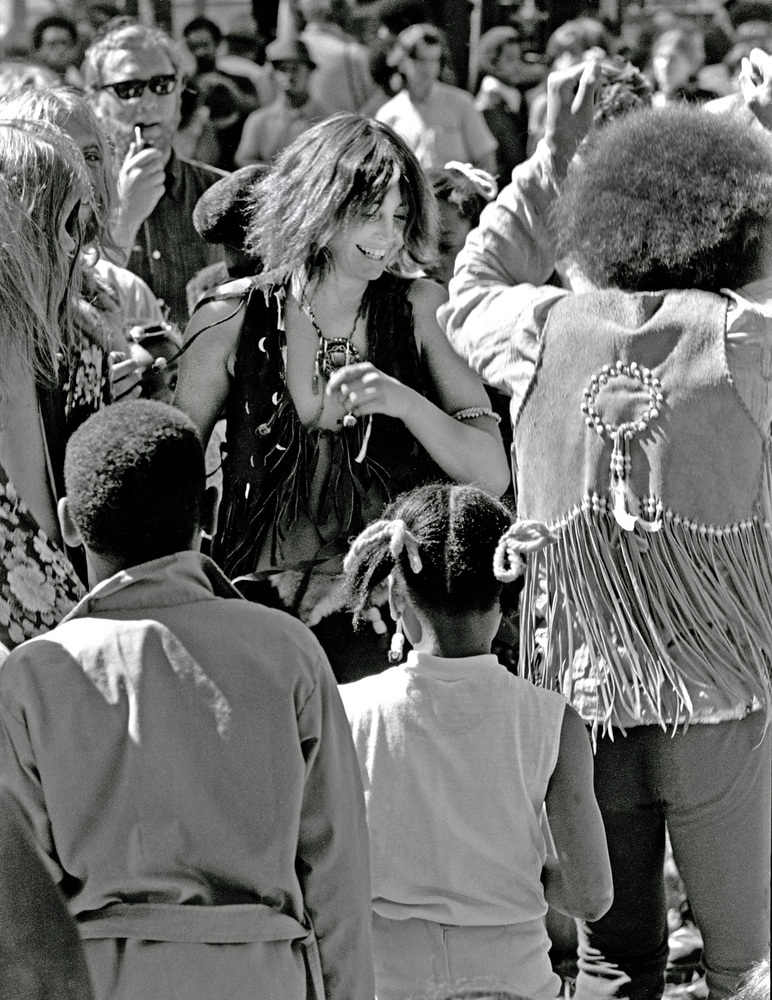 Golden Gate Park, 1967 Dennis L. Maness Summer of Love Collection, San Francisco History Center, San Francisco Public Library