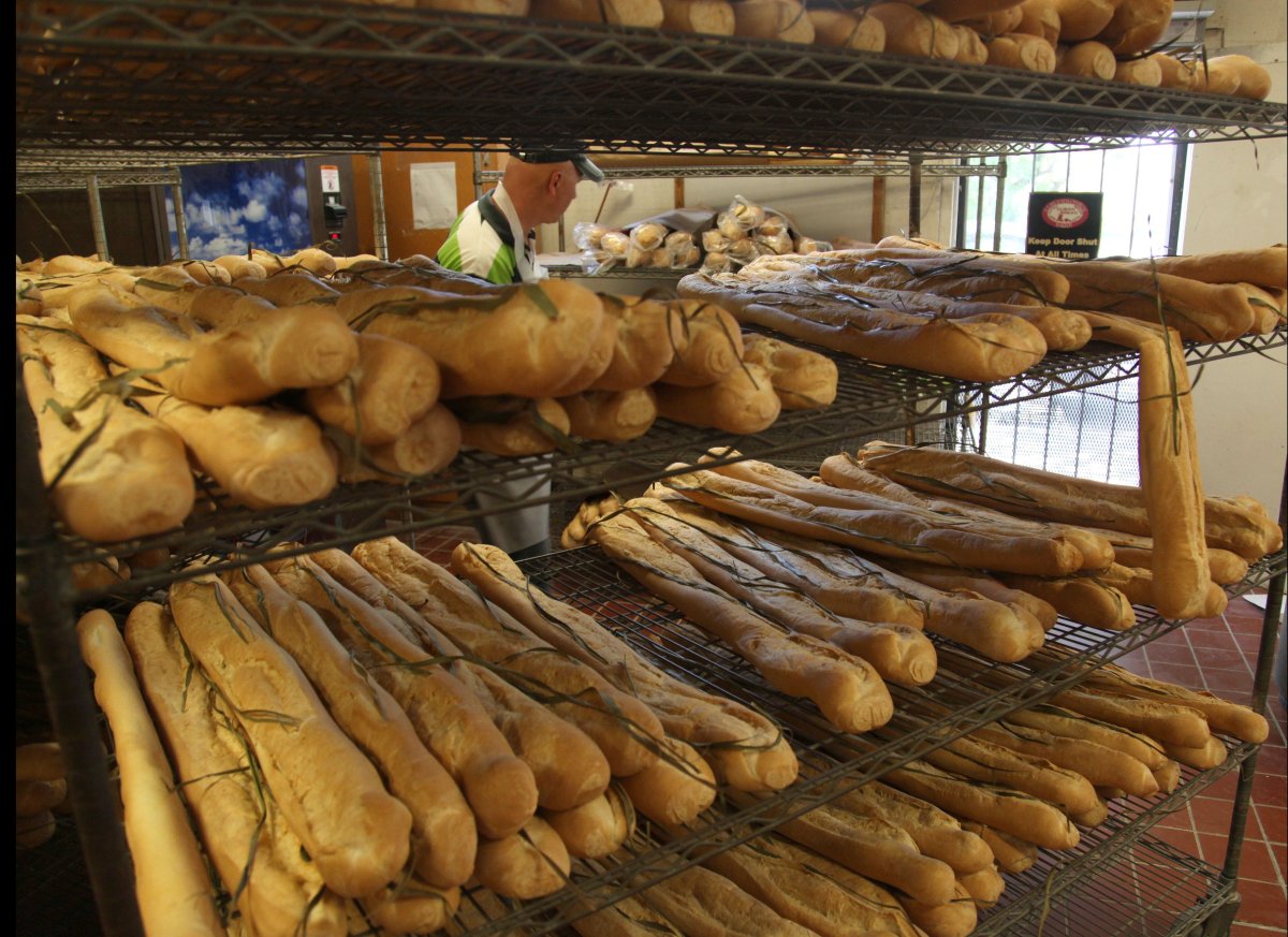 3 thoughts on “Review: Casino Bakery Cuban Bread”