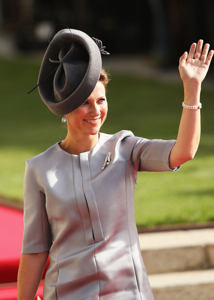   Prince Guillaume & Countess Stephanie De Lannoys Royal Wedding and Elie Saab Wedding Dress