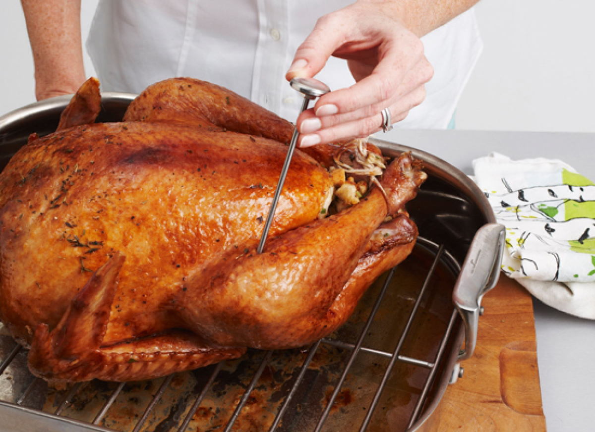 Celebrate Thanksgivukkah Correctly With A Deep-Fried Turkey (VIDEO How Long To Deep Fry A Turkey At 250 Degrees