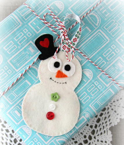 Holiday Craft Ideas: Paint Dipped Ornaments | HuffPost