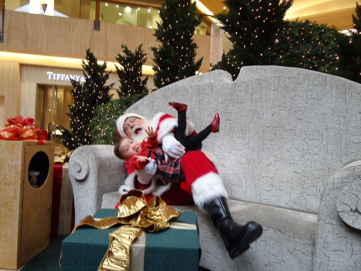 Santa Claus Pictures Mall Santa Becomes Man S Father In Law Huffpost