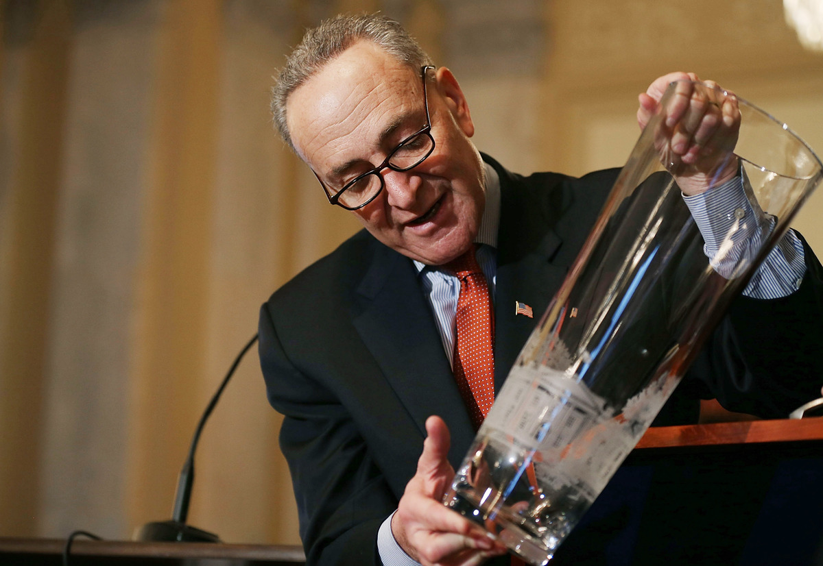 Inaugural Vases By Lenox Presented To Obama And Biden All About Those