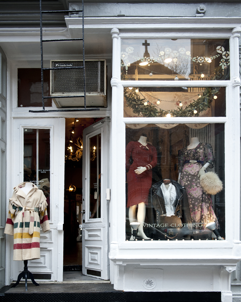 vintage clothes shop near me
