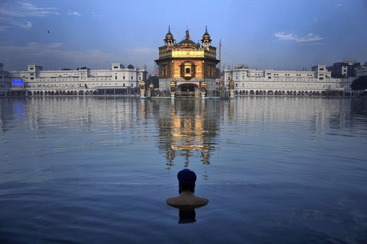 sikhism-101-facts-history-beliefs-gurus-traditions-and-signs-of