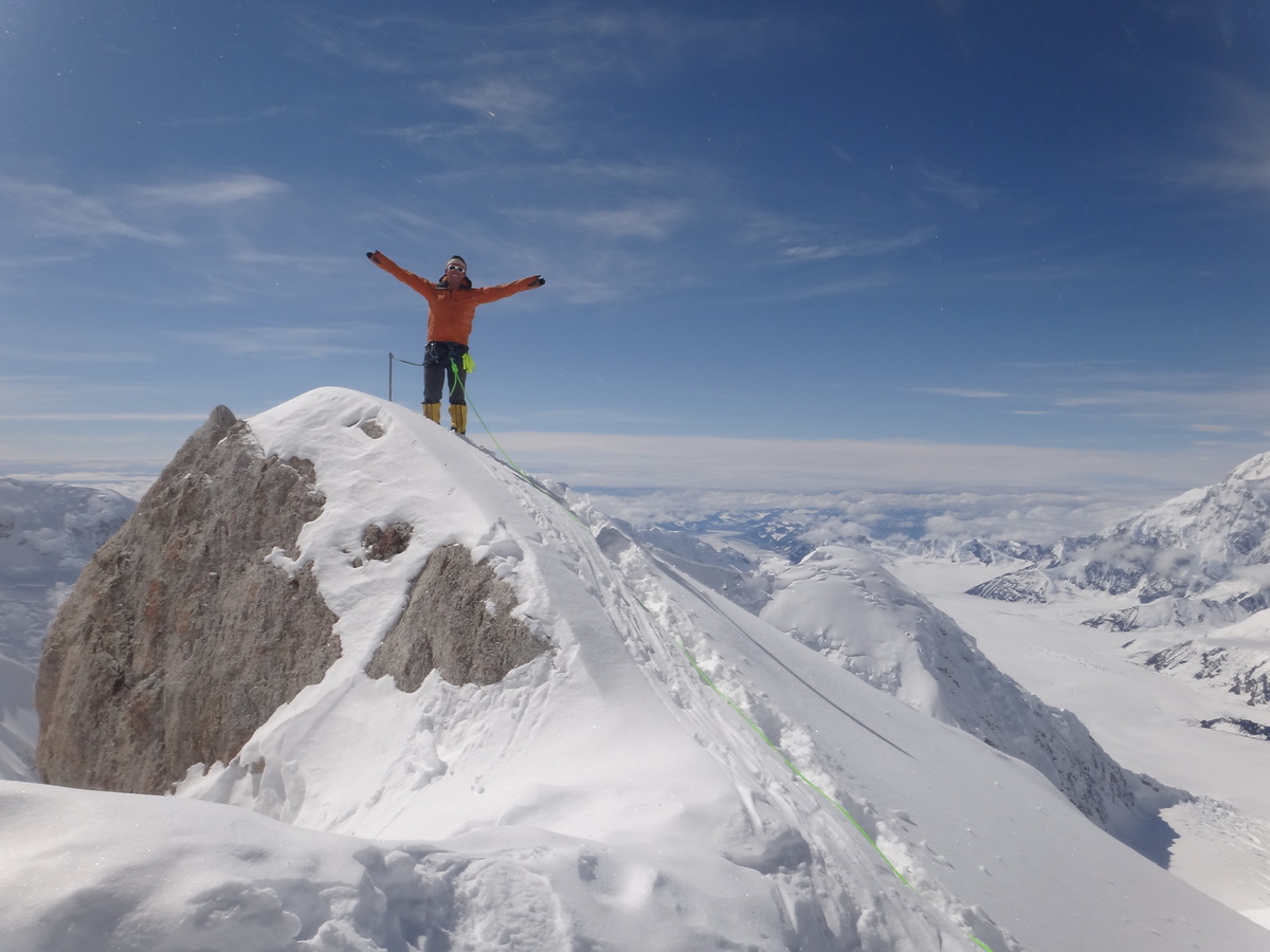 Watching the Sun Rise on the Summit of Mt. Everest (PHOTO) HuffPost