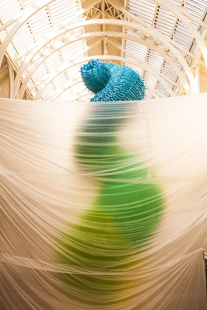 Giant Balloon Sculpture By Artist Jason Hackenwerth Wows Crowds At