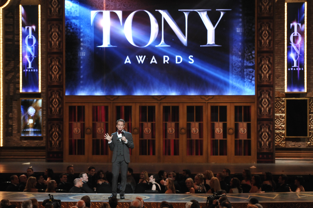Neil Patrick Harris' 2013 Tony Awards Opening Makes It 'Bigger' With