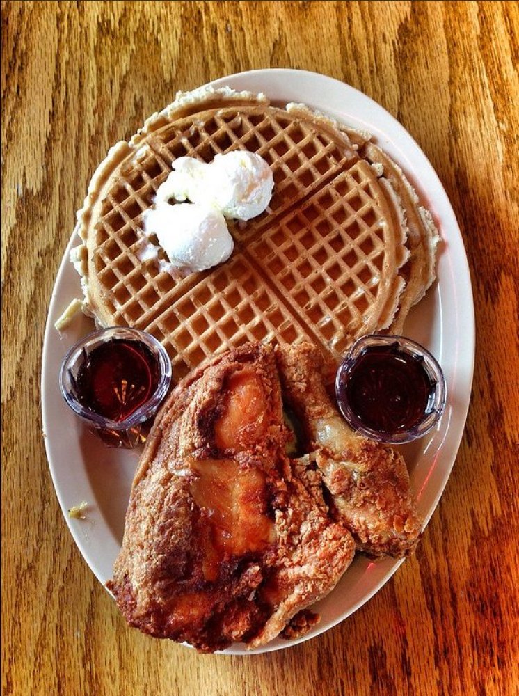 extra-crispy-chicken-and-waffles-black-folks-recipe