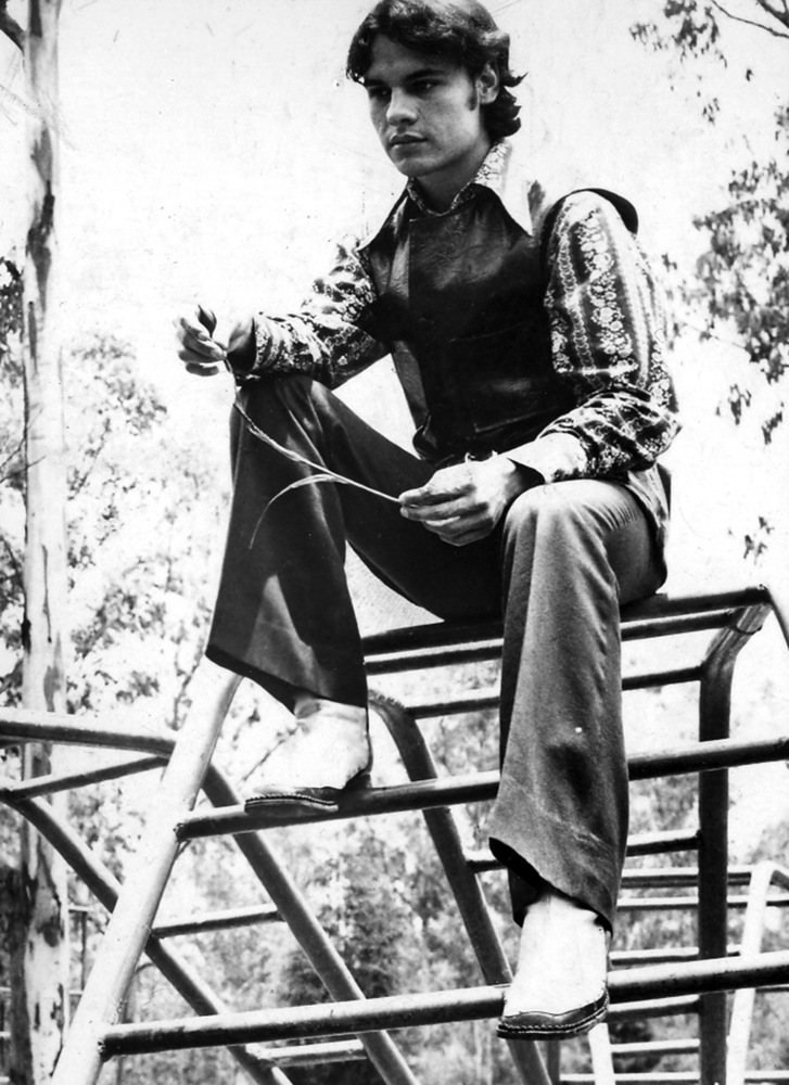 Juan Gabriel y Juanes hacen historia cantando a dúo 'Querida' HuffPost