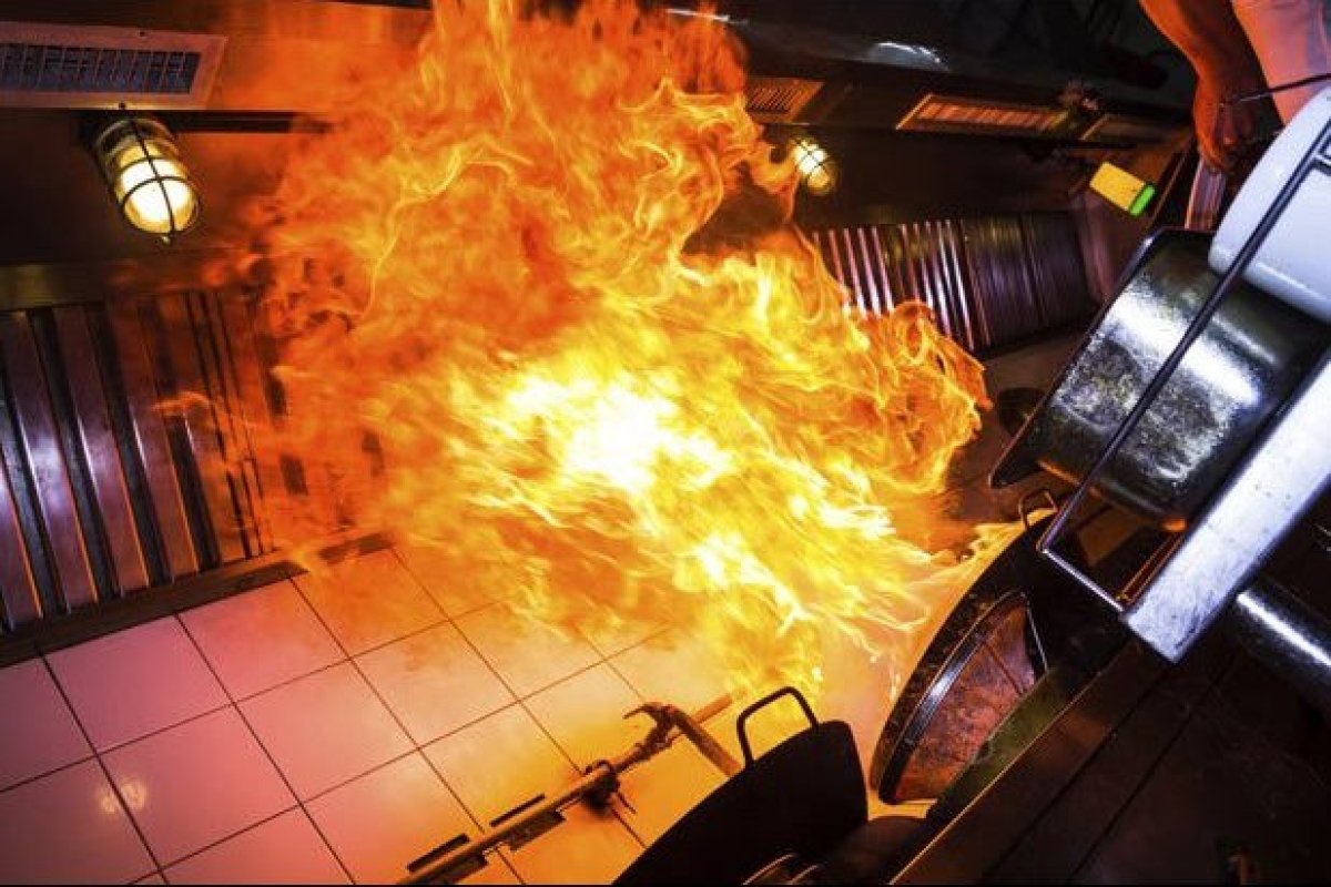 How to Survive Restaurant Disasters HuffPost