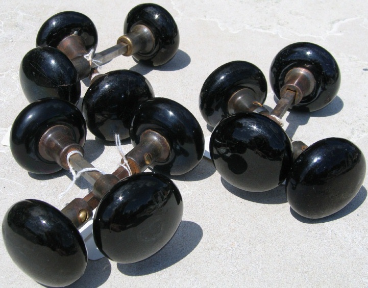 16 Best sites For Vintage Furniture, Lighting And Decor (PHOTOS