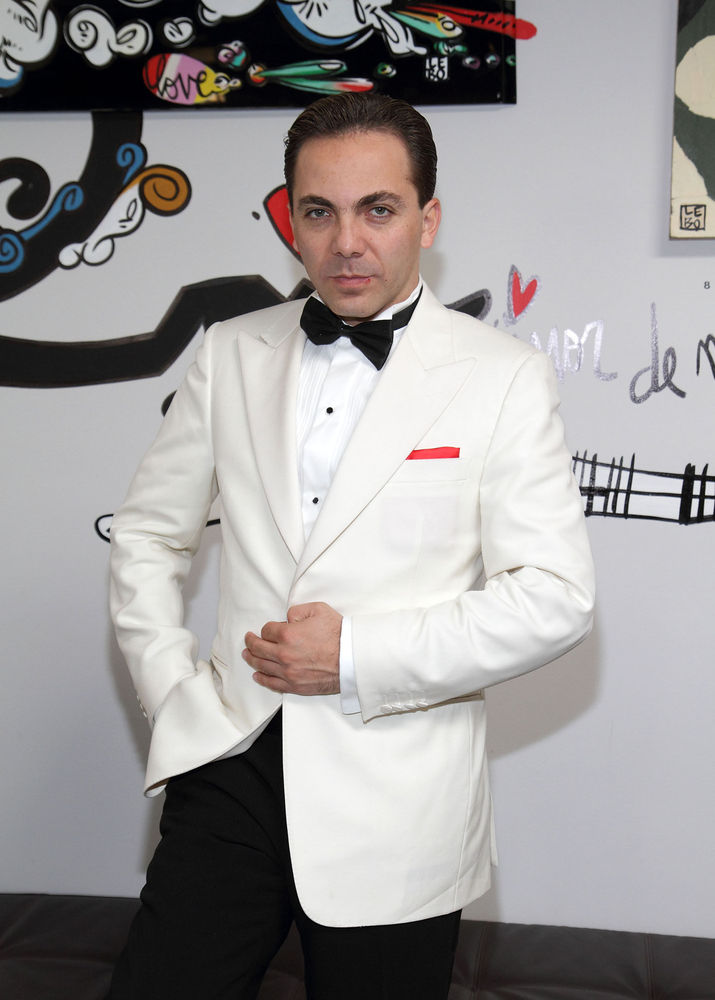 Cristian Castro mostró su trasero al desnudo (FOTO) | HuffPost