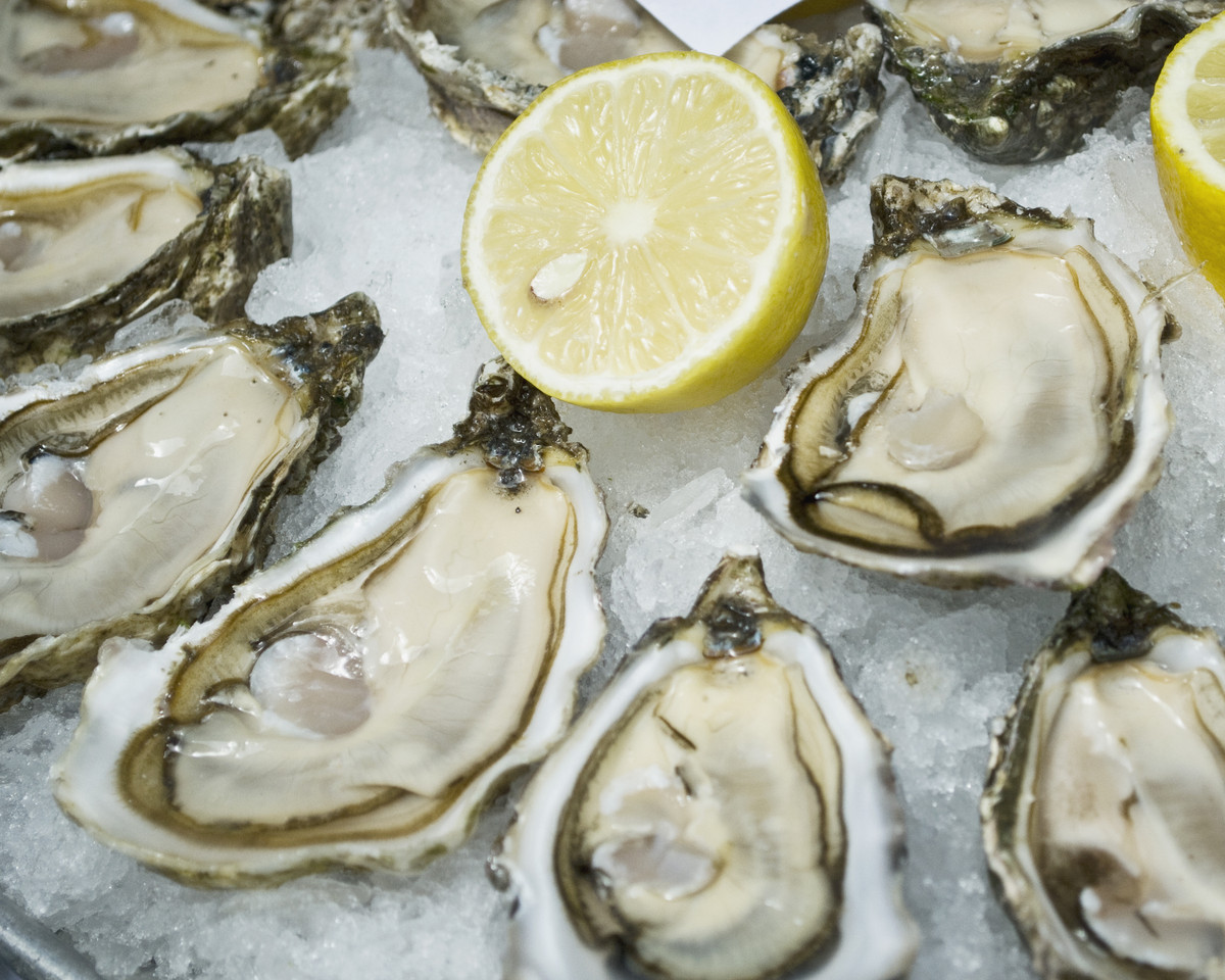 Aphrodisiac Foods That Don T Make Us Feel Sexy Huffpost