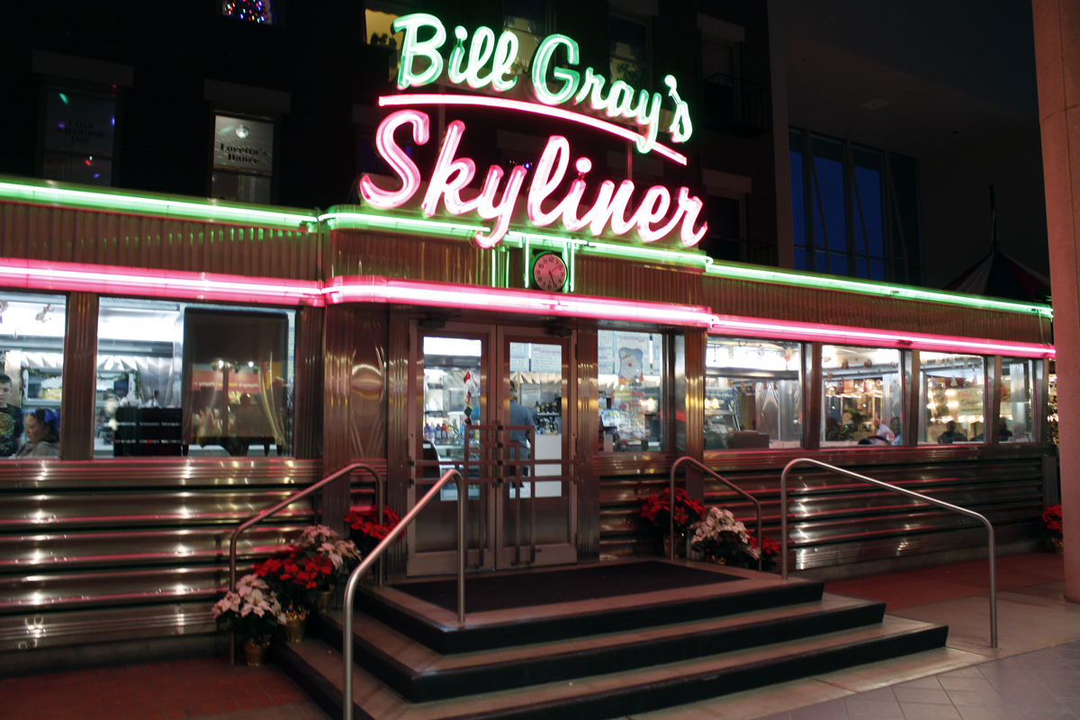 LOOK: The 10 Best Classic Diners In America