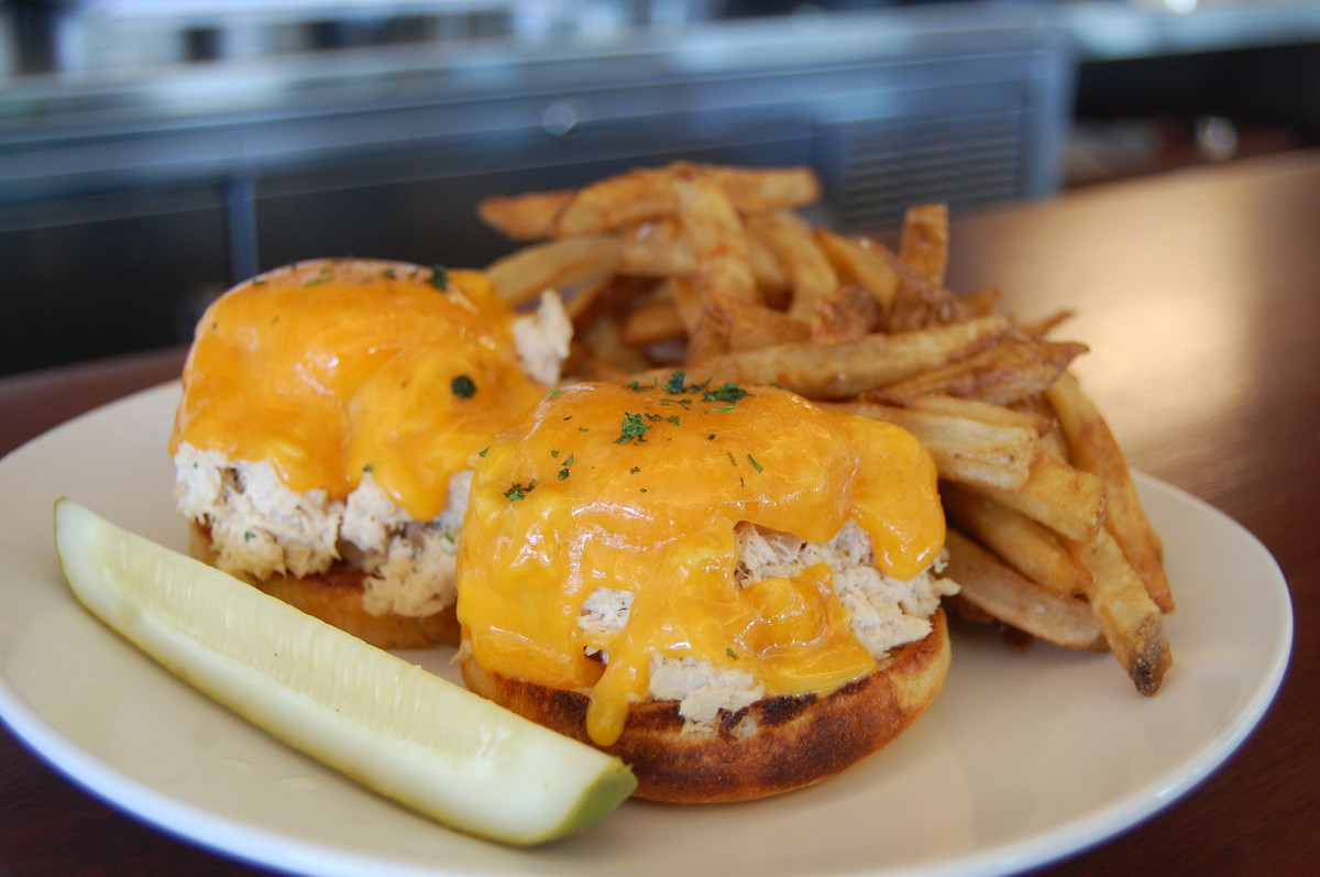 15 Recipes You Are Not Using Enough Muenster Cheese In HuffPost