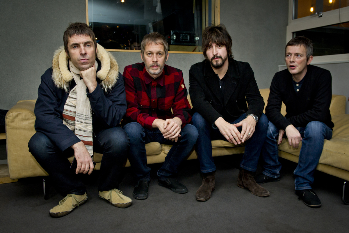 Oasis Announce 'Definitely Maybe' Reissue Here Are 9 Alternative