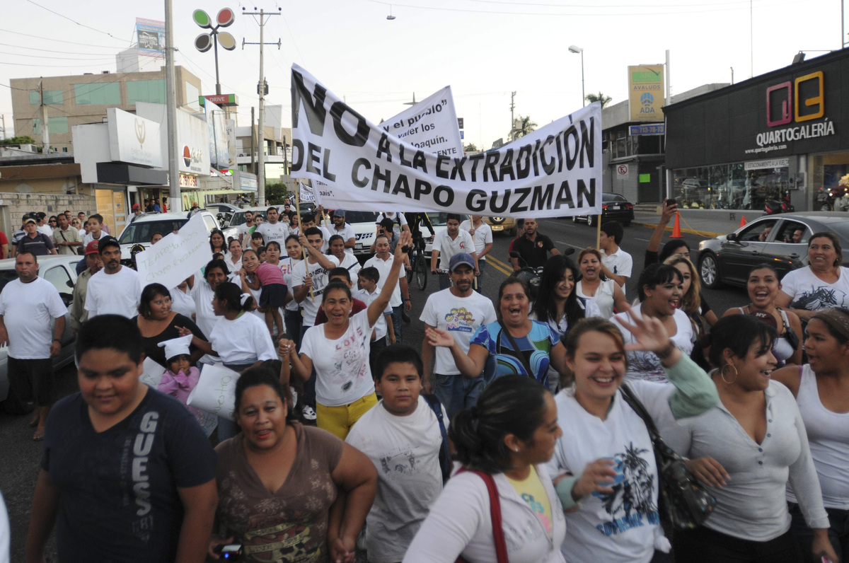 manifestazione per la liberazione di Joaquin "El Chapo" Guzman manifestazione per la liberazione di Joaquin "El Chapo" Guzman