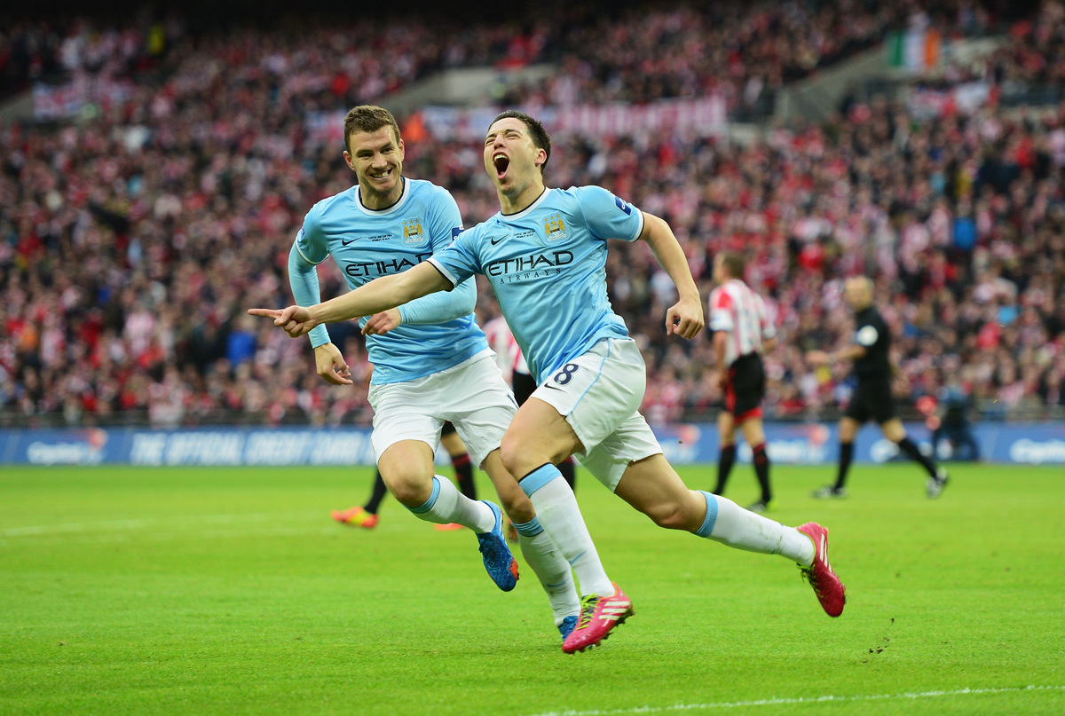 Manchester City Celebrate League Cup Win (PICTURES) | HuffPost UK