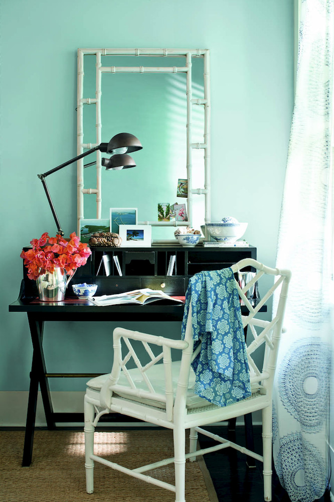 The Top 5 Paint Colors For Apartments Are Hardly Colors At All (In A