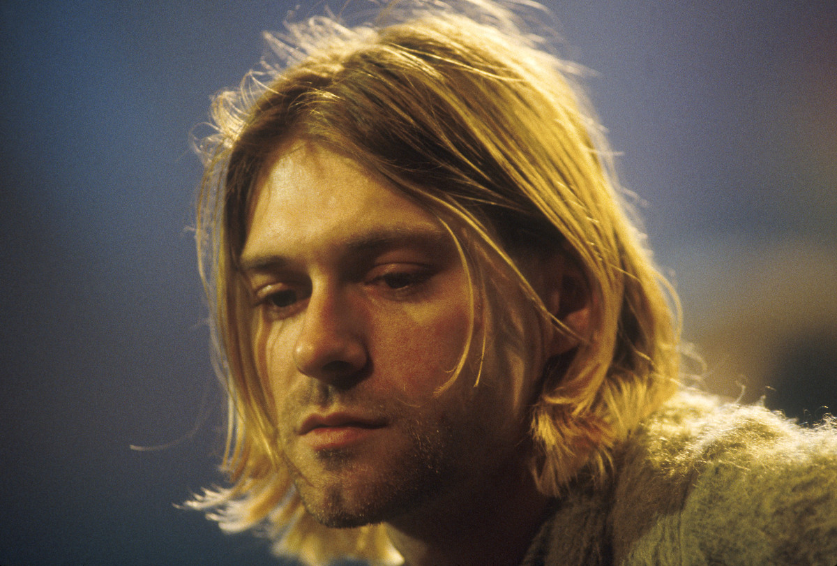 Check Out What Kurt Cobain Looked Like  on 11/18/1993 