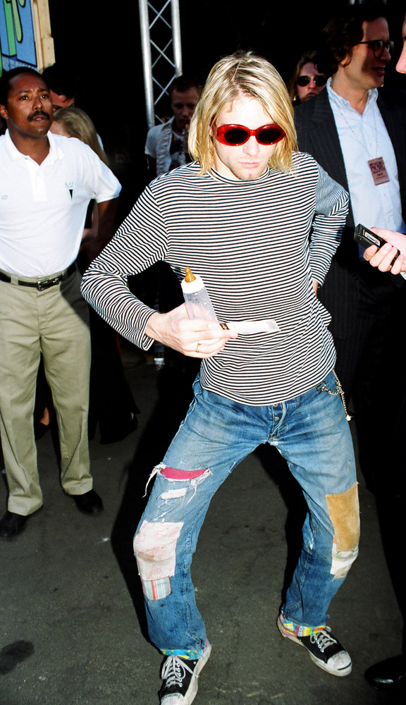 What Did  Kurt Cobain Look Like   Ago 