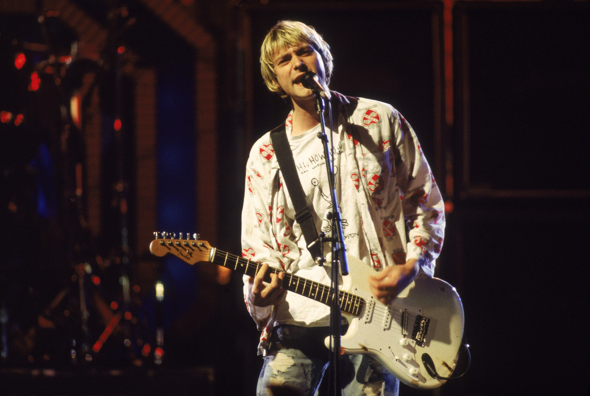 Check Out What Kurt Cobain Looked Like  on 9/10/1992 