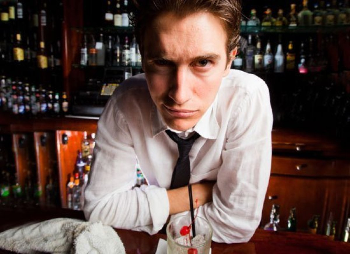 5 Headaches Only Whiskey Drinkers Understand HuffPost