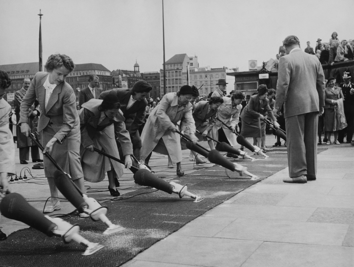 32 Crazy Competitions (PHOTOS) HuffPost