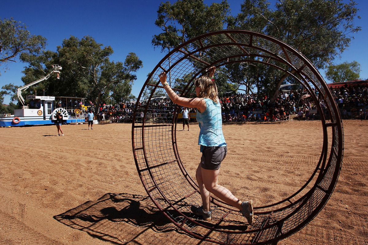 32 Crazy Competitions (PHOTOS) HuffPost