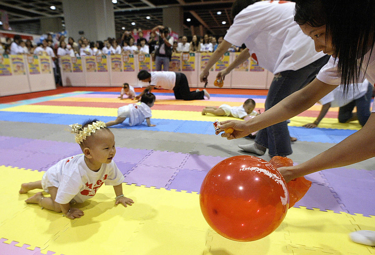 32 Crazy Competitions (PHOTOS) HuffPost