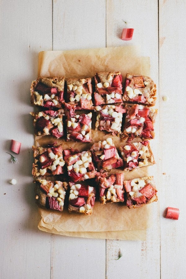 The Rhubarb Recipes You'll Want To Try