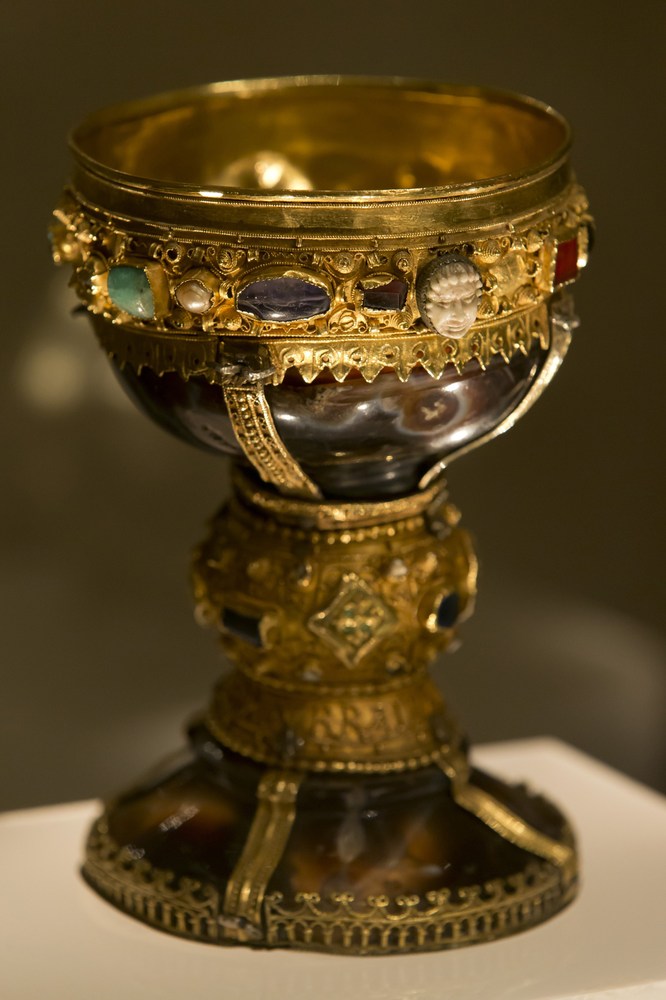 Historians Claim Holy Grail Sits In Spanish Museum | HuffPost