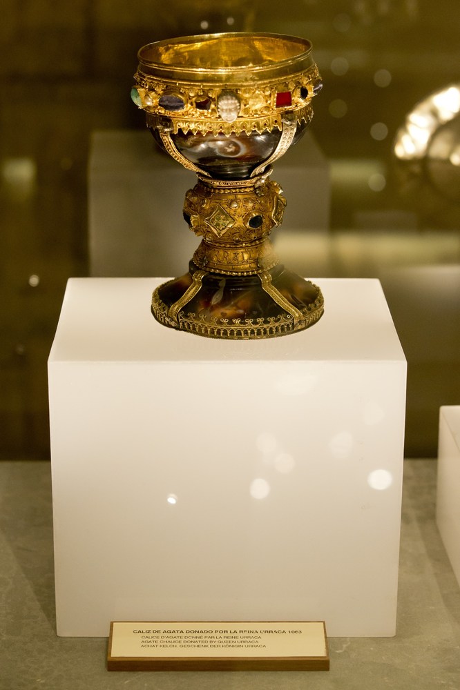 Historians Claim Holy Grail Sits In Spanish Museum | HuffPost