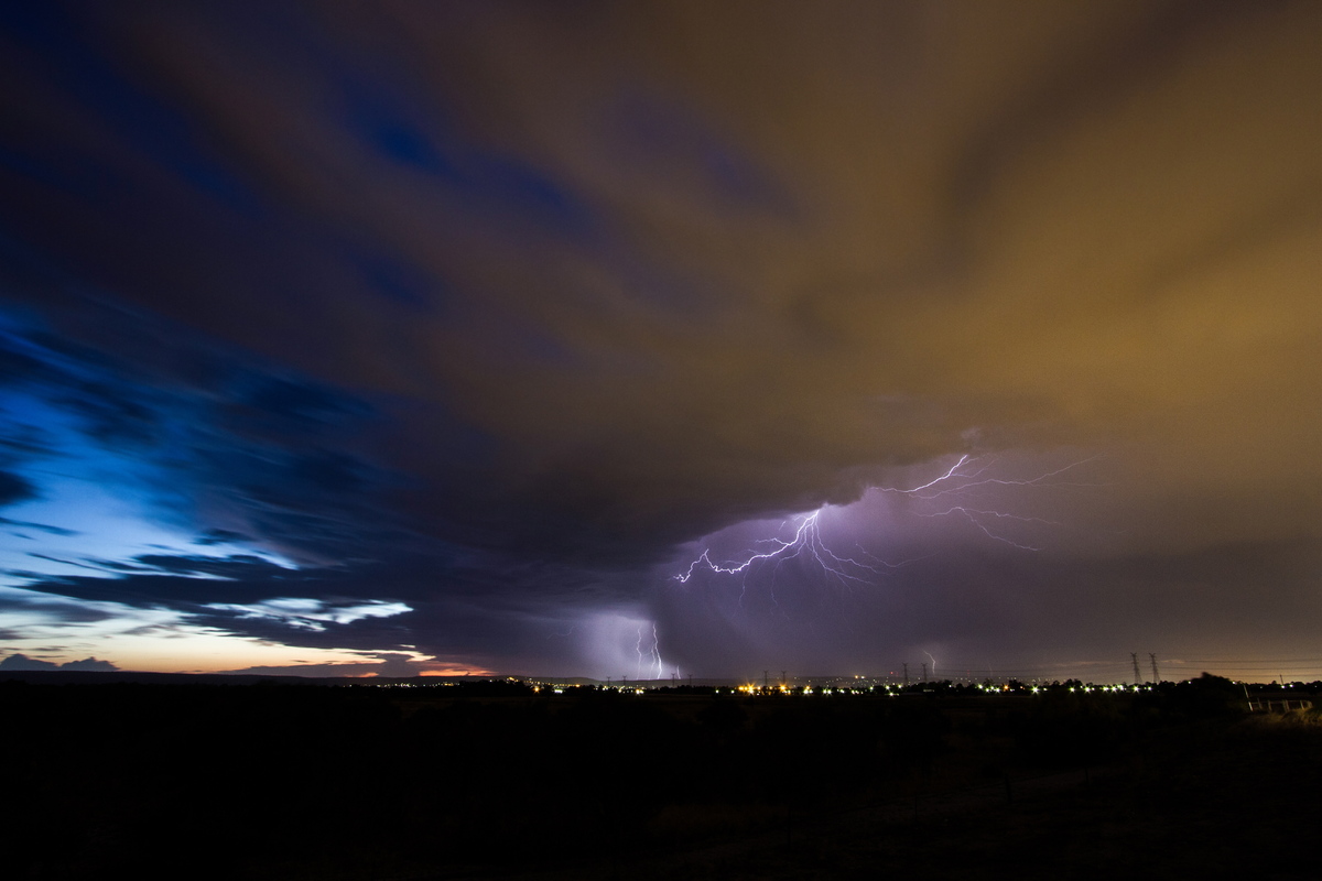 16 Spine Tingling Shots Of Lightning Strikes Illuminating The Skies Of Western Australia 